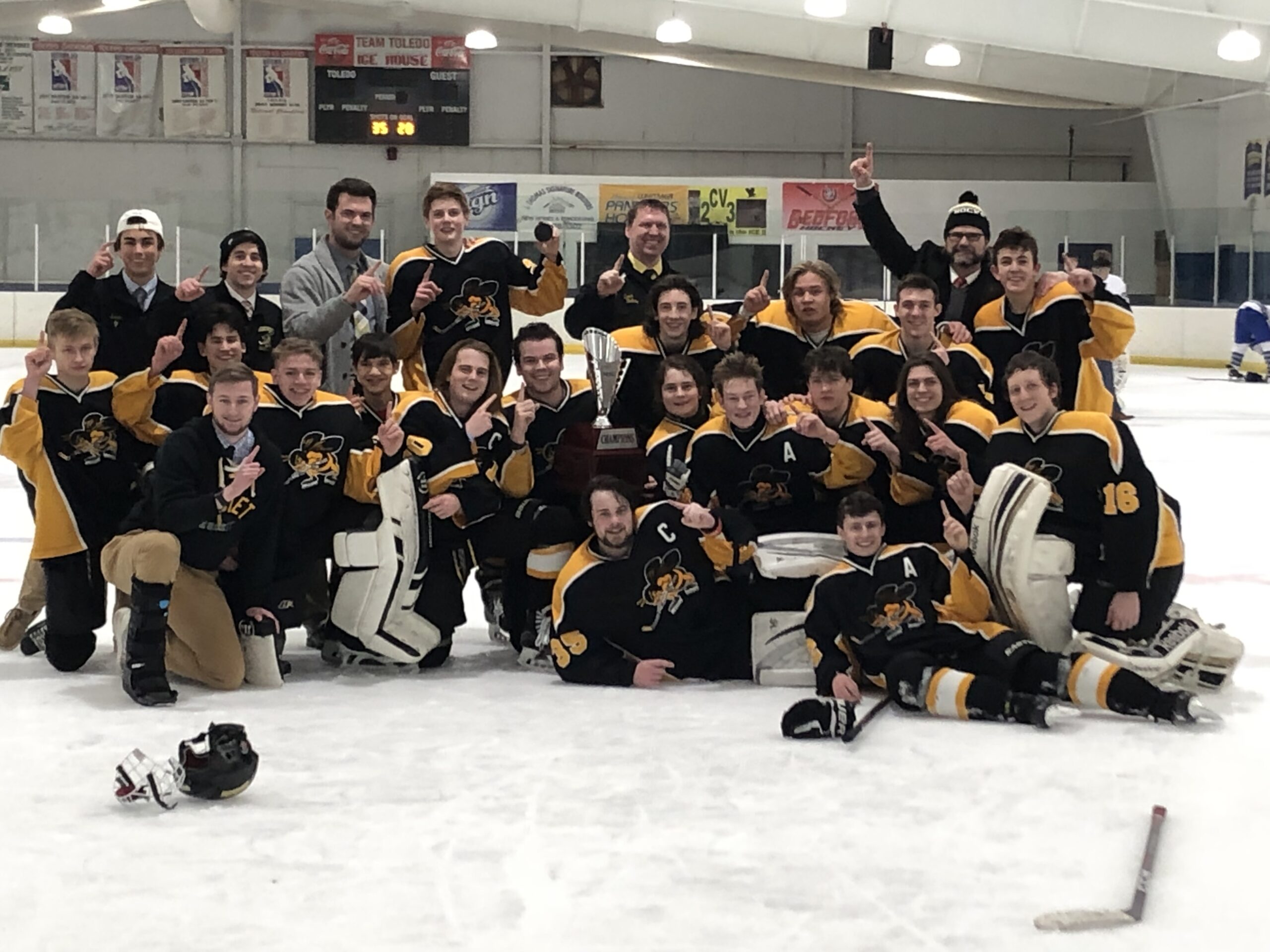 Jacket Hockey Wins White Division Championship
